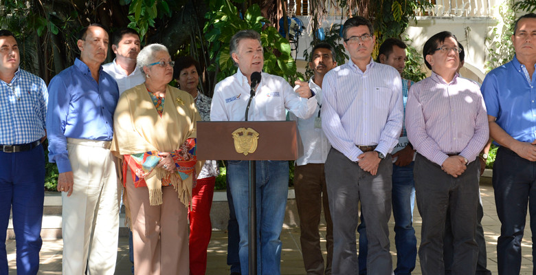 El presidente Juan Manuel Santos lideró una cumbre de mandatarios locales para analizar el impacto del virus Chikungunya. FOTO CORTESÍA SIG. 