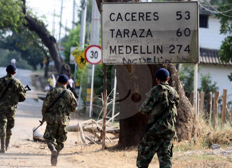 La Gobernación conformó una mesa de trabajo con Ejército y Policía para restablecer la seguridad. FOTO Manuel Saldarriaga