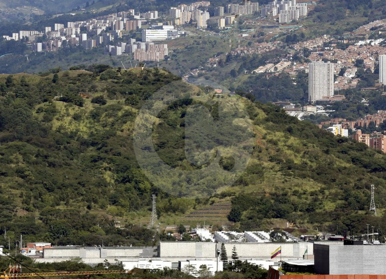 El cerro el Volador, el más extenso, es patrimonio histórico y natural de la Nación, por su flora y fauna. FOTO juan antonio sánchez