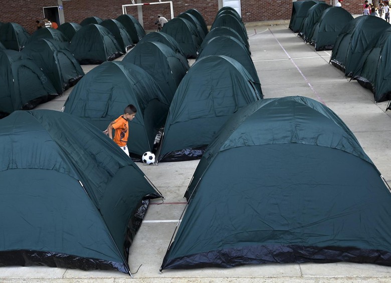 Los colombianos deportados permancen refugiados en diferentes municipios de Norte de Santander. FOTO AFP. 