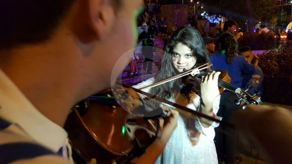 La música acompañó el desfile. FOTO Sebastián Carvajal