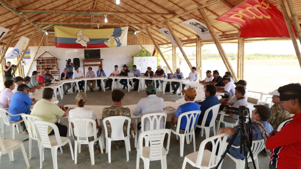 En los Llanos del Yarí se reunieron las Farc y el Gobierno. FOTO @Timochenko_FARC 
