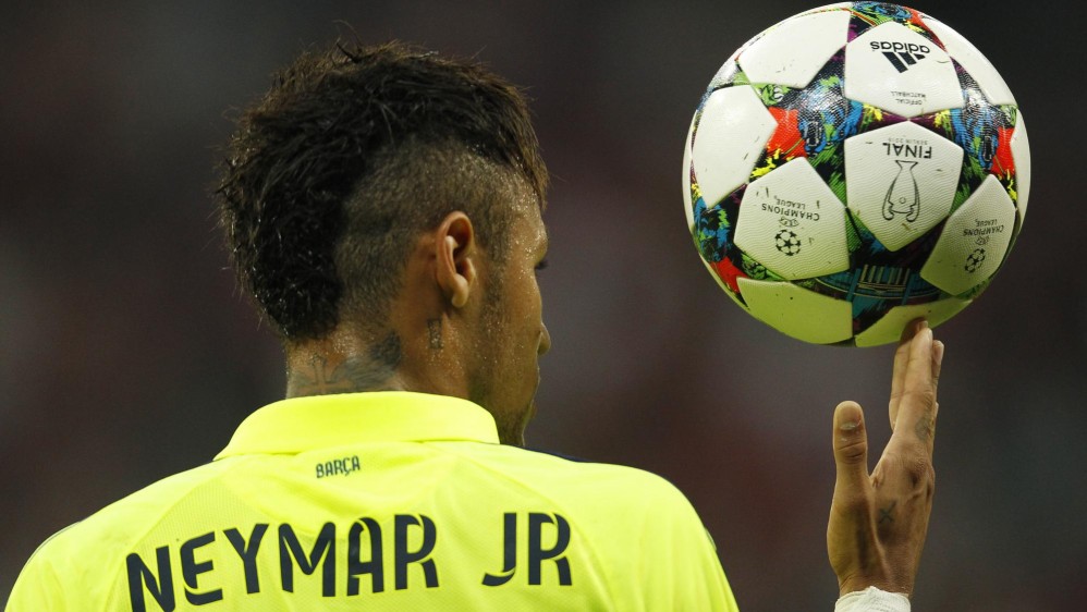 La dupla Suárez-Neymar volvió a ser letal a los 29 en una jugada que comenzó con un rechazo en el área del Barca. FOTO REUTERS