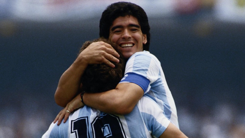 Talentoso como pocos, polémico en lo político, Diego Armando Maradona tuvo una vida de altibajos, desde coronarse campeón del mundo hasta luchar contra las drogas. Foto: Getty