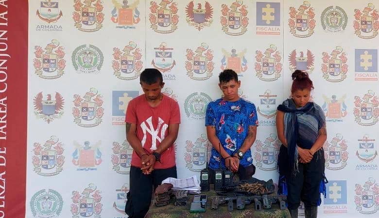 Dos presuntos integrantes del Clan del Golfo fueron capturados en los municipios de Andes y Urrao, departamento de Antioquia. FOTO: CORTESÍA EJÉRCITO NACIONAL