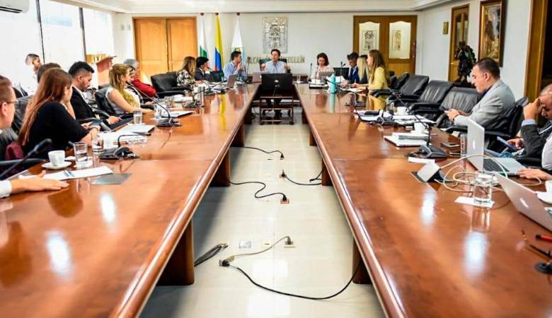 El gobierno del alcalde Daniel Quintero ha estado marcado el cambio constante de secretarios y el enroque de varios de los funcionarios. FOTO: CORTESÍA