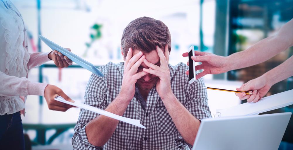 El estrés laboral no afecta solo a los líderes. 3 de cada 4 empleados consideran que sus problemas de salud están relacionados con su trabajo. FOTO suministrada por Milenium Latam