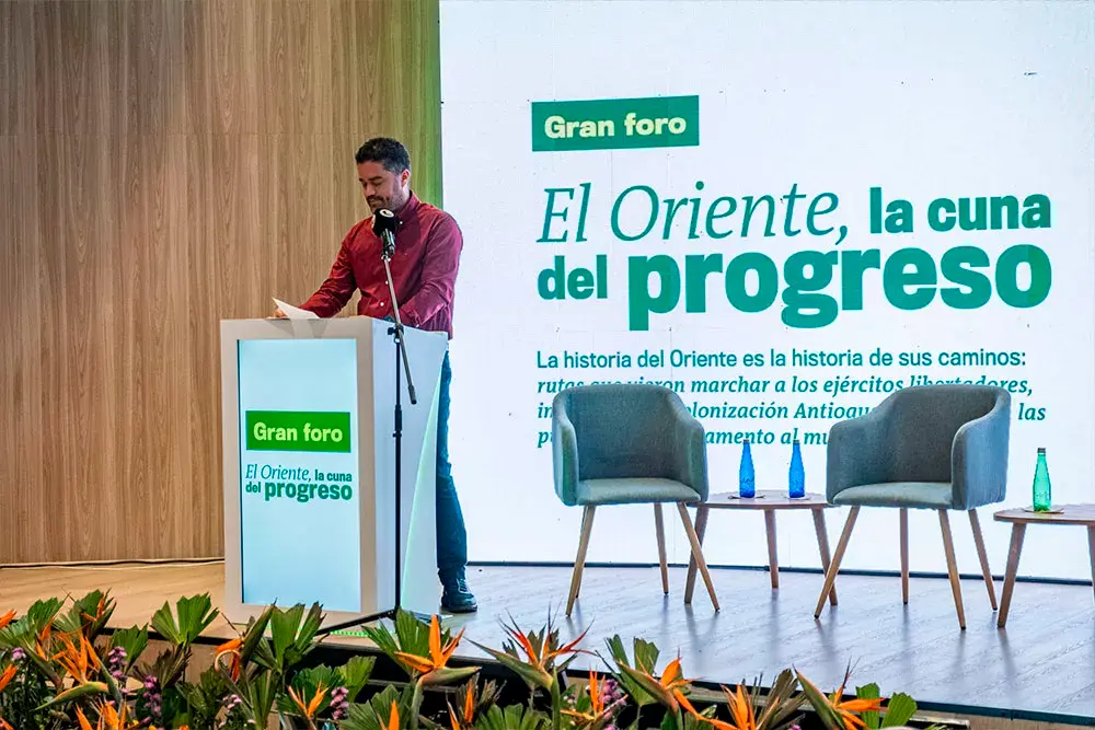 El crecimiento del Oriente ha sido impulsado por la iniciativa empresarial, la inversión, la infraestructura y la capacidad de sus comunidades. Así lo reconoció Juan Camilo Aguirre Zuluaga, presidente ejecutivo de la Cámara de Comercio del Oriente Antioqueño.