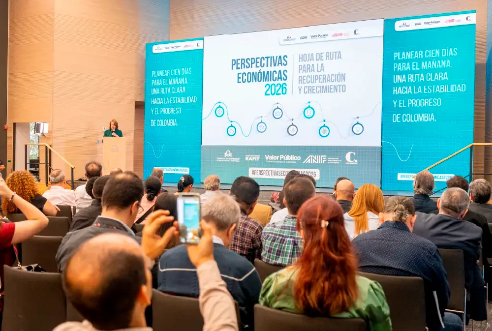 Saludo y apertura por la Dra. Piedad Hernández, al foro Perspectivas Económicas 2026: hoja de ruta para la recuperación y el crecimiento.