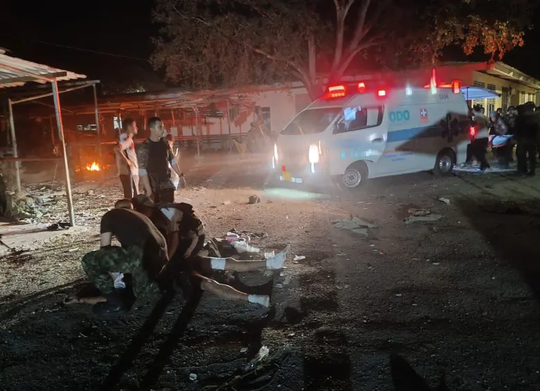 Momento del atentado en la base militar de Aguachica, Cesar. FOTO: REDES SOCIALES
