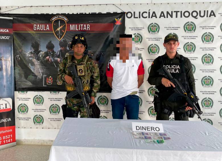 Los capturados son acusados de participar en extorsiones y tráfico de drogas. FOTO: CORTESÍA EJÉRCITO