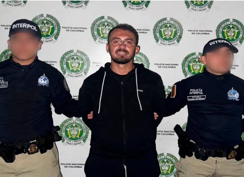 Arian Lluka, oriundo de Kosovo, estuvo en cuatro ciudades colombianas con una identidad falsa de Serbia. FOTO: CORTESÍA DE LA POLICÍA.