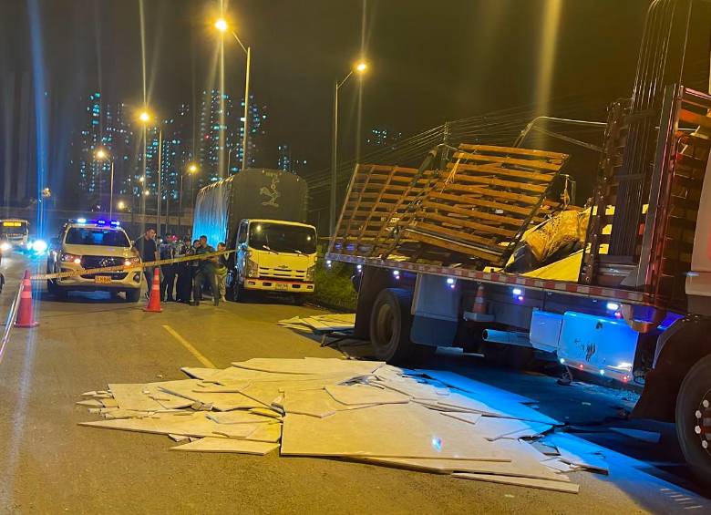 No se ha podido establecer la identidad del conductor ni hacia donde se dirigía. FOTO: Cortesía.