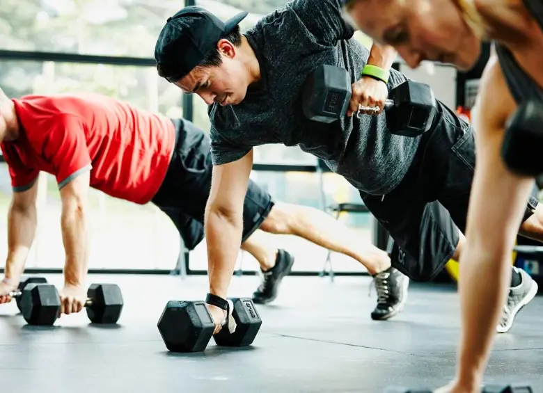 Las vacantes para instructores de gimnasio están disponibles en varias regiones del país a través de Magneto Empleos. FOTO: GETTY