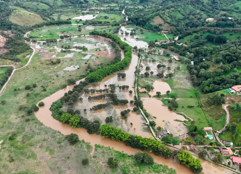 Así están desde hace dos semanas los habitantes de cuatro veredas de Donmatías y Santa Rosa de Osos. FOTOS: CORTESÍA
