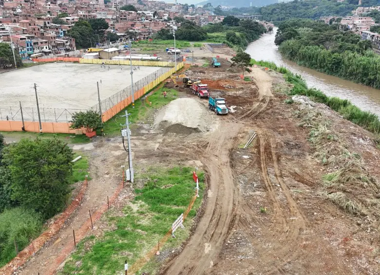 Aspecto de los trabajos en el parque Primavera Norte (antes Parques del Río Norte), que se espera estén listos en 2027. FOTO: Cortesía Alcaldía de Medellín