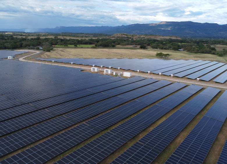 La empresa acompaña a hogares, empresas e industrias en su transición hacia un modelo de energía limpia, económica y digital.