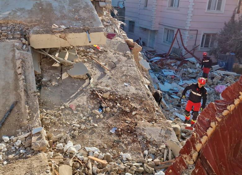 La ciudadana colombiana estaba en Adimayan, una de las ciudades más afectadas por el terremoto que golpeó a Turquía y Siria. FOTO: EFE 