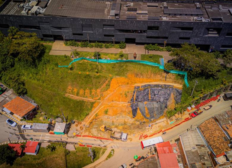 Entre las principales obras ejecutadas se encuentran la estabilización de taludes mediante muros de contención, anclajes activos y pasivos. FOTO: Cortesía Alcaldía de Medellín