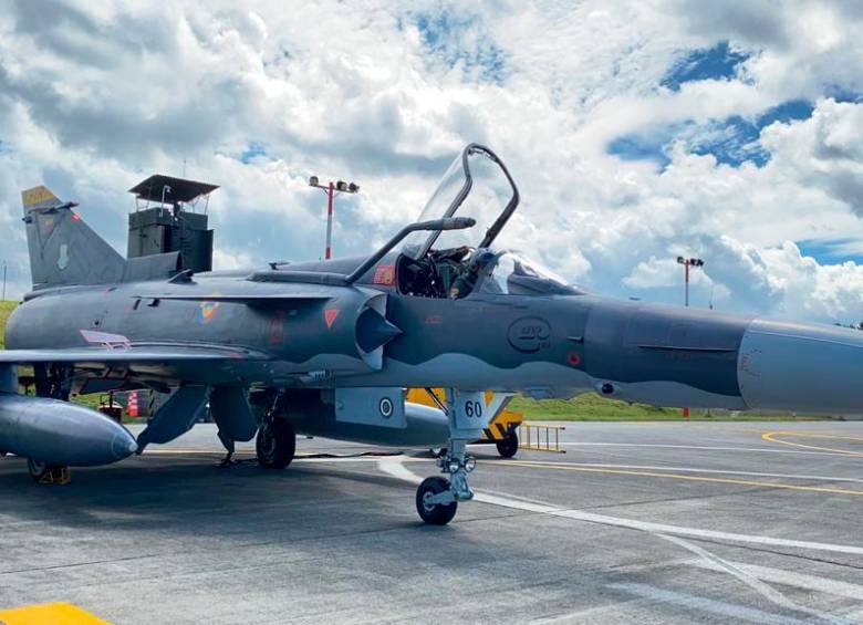 Los pilotos estadounidenses aseguran que aprenden tácticas de parte de los pilotos colombianos de la FAC. FOTOS FAC
