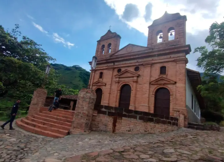 Vestigios de prósperos poblados mineros, como Sabaletas, en Titiribí. FOTO: CORTESÍA LUIS HERNÁN SÁNCHEZ