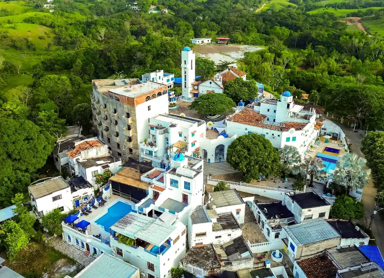 Santorini es una alternativa de hospedaje y visita para los interesados en conocer la región de Puerto Triunfo. FOTO Camilo Suárez