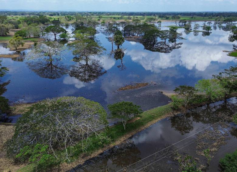 Las fuertes lluvias y el aumento en los niveles de las fuentes hídricas mantienen en emergencia al departamento de Córdoba. FOTO Manuel Saldarriaga
