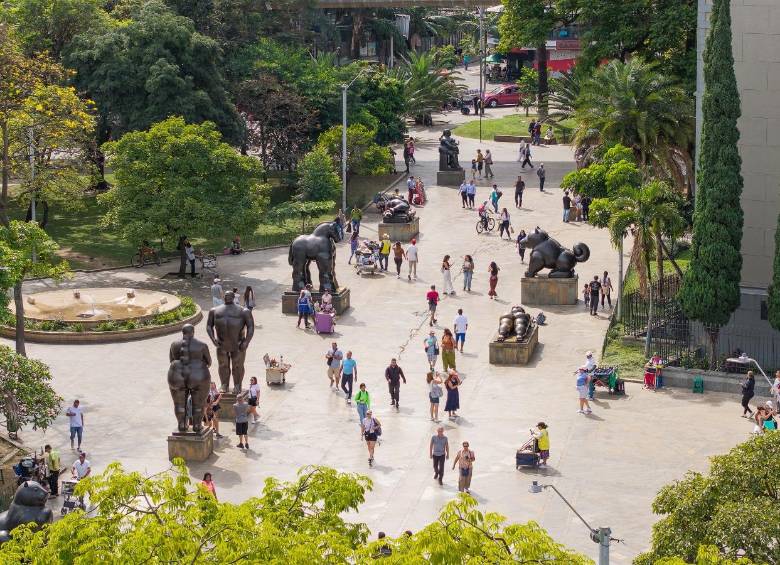 Autoridades calculan que en promedio el 54,4 % de los viajeros que entrarán en enero serán visitantes no residentes, tanto colombianos como extranjeros. FOTO: Cortesía Alcaldía de Medellín