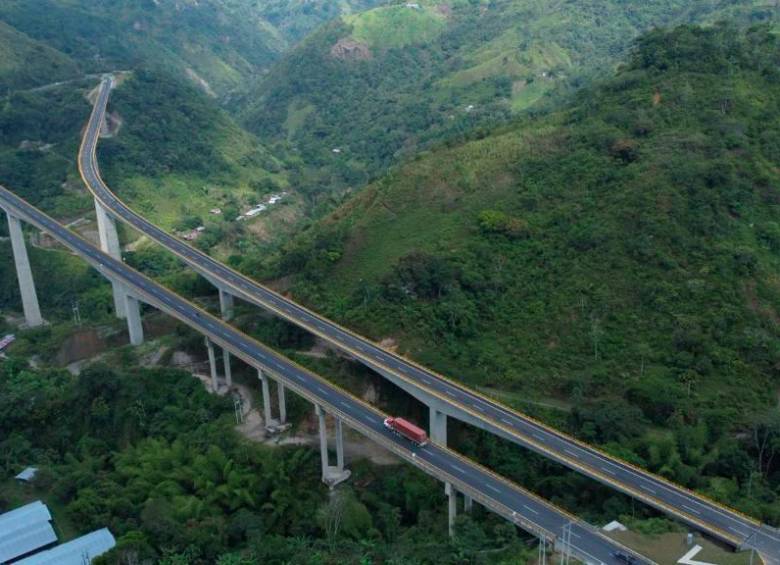 Con el puente de Boquerón y otros 10 kilómetros de doble calzada terminaron las obras del proyecto. FOTO: ANI.