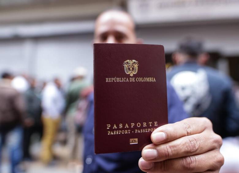 La solicitud se da luego de un fallo del Tribunal de Cundinamarca que pidió suspender dos convenios del modelo implementado por el Gobierno Petro. Foto: Colprensa. 