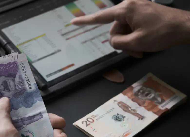Rifas, lujo y redes sociales, así opera el lavado de dinero entre influencers en Colombia, Brasil y México, según InSight Crime y la Dian. FOTO: Getty.