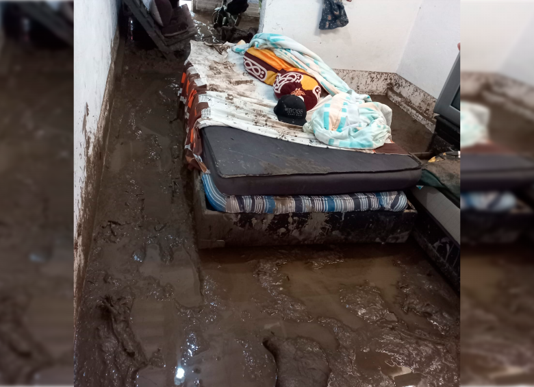Decenas de viviendas resultaron afectadas por inundaciones este fin de semana. FOTO: Cortesía