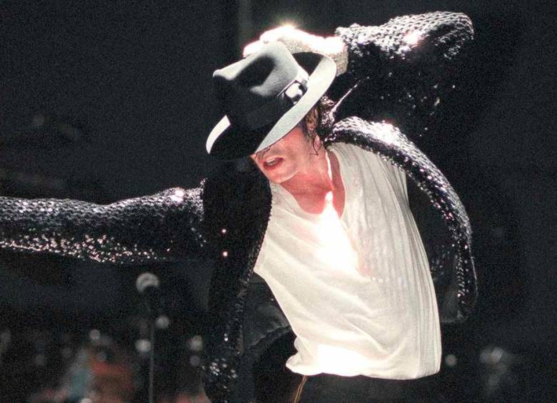 El sombrero negro fue uno de los elementos característicos de la indumentaria del rey del pop. Foto: Getty.