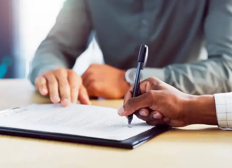 La escasez de profesionales especializados en tecnología genera mayores oportunidades y mejores sueldos. FOTO: Getty