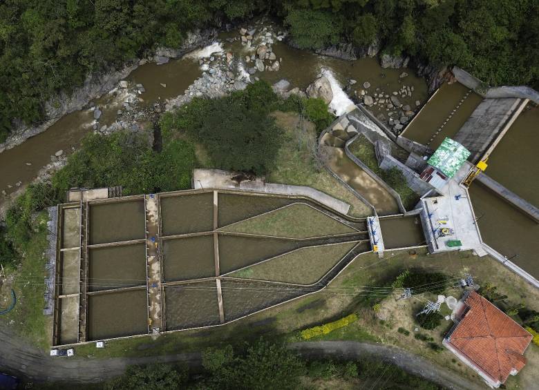 Según el gremio de las pequeñas hidroeléctricas del país, uno de los problemas es que la contribución extra que les exige la emergencia económica se aplica de manera homogénea a todos los generadores, sin diferenciar tecnologías, escalas ni estructuras financieras. Foto: Manuel Saldarriaga 