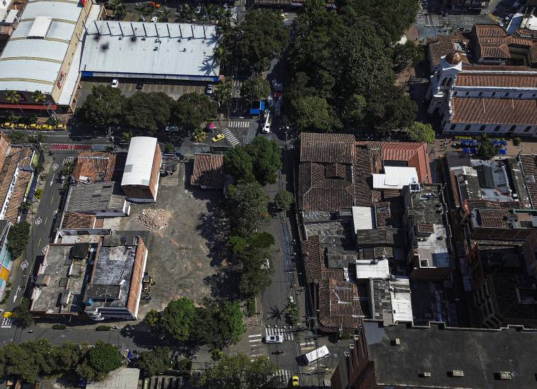 Las autoridades avanzan en las investigaciones de este hecho que dejó dos personas muertas dentro de una casa de Sabaneta. FOTO: MANUEL SALDARRIAGA