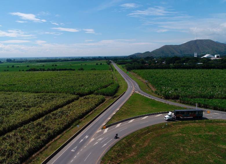 Este proyecto vial comprenderá 310 kilómetros de carretera en los departamentos de Valle del Cauca y Cauca. FOTO Mintransporte
