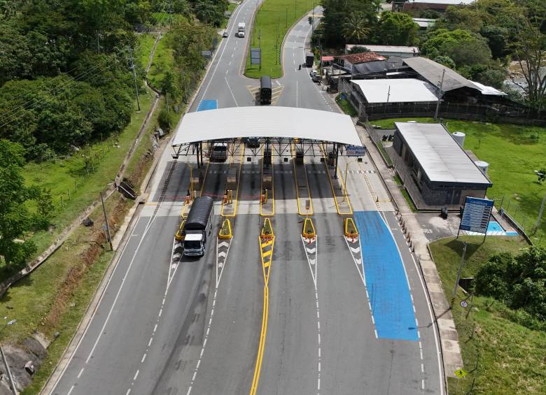El peaje de Cisneros está ubicado en la vía del Nus, que conecta el Valle de Aburrá con el Nordeste de Antioquia. Foto: Cortesía