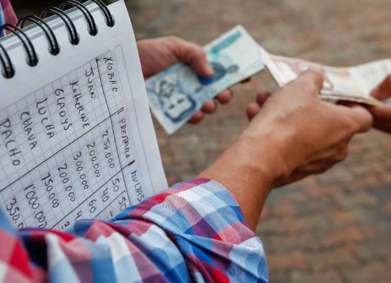 Una familia denunció amenazas de los “gota a gota” en Bogotá. Foto: EL COLOMBIANO