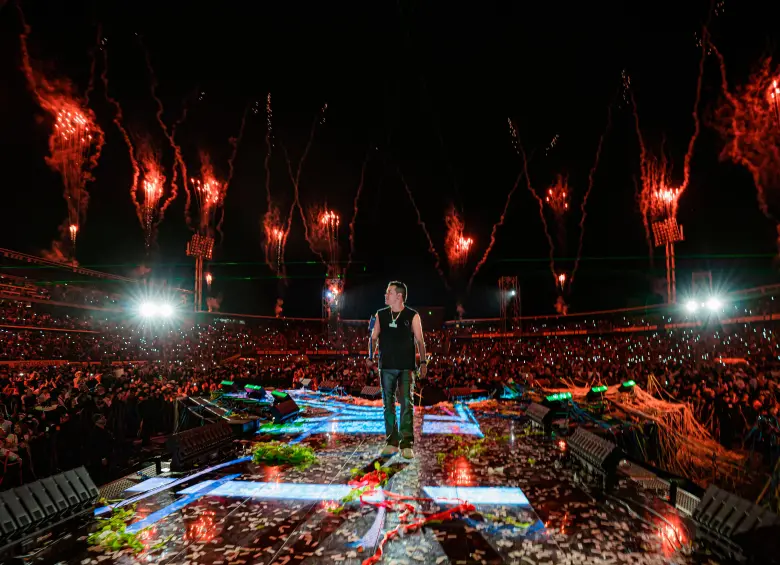 Yeison Jiménez durante su primer concierto en el estadio El Campín de Bogotá en 2025. FOTO: Colprensa