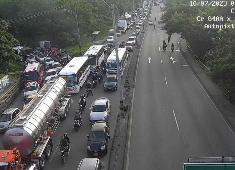 Así estaba la movilidad en la Autopista Norte durante la mañana de este lunes 10 de julio. FOTO: CORTESÍA SECRETARÍA DE MOVILIDAD