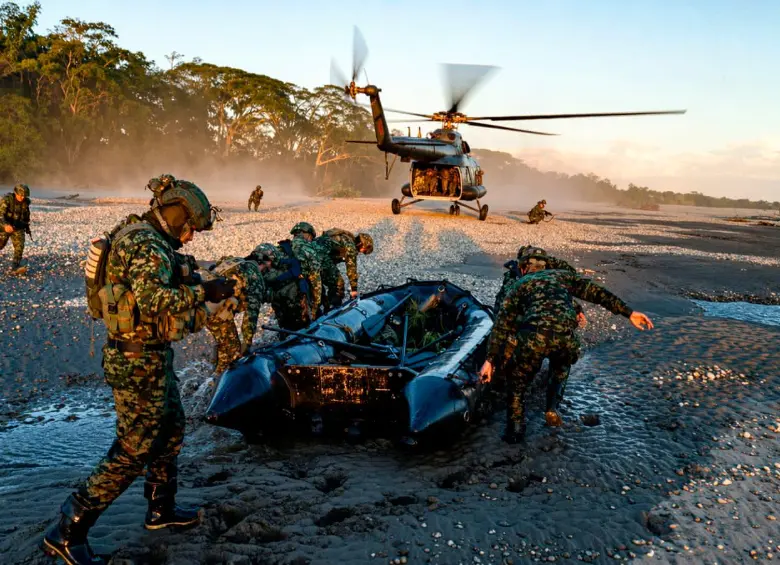 En los primeros 100 días de 2026, las Fuerzas Militares capturaron a 3.421 miembros de los grupos armados. FOTO: CORTESÍA DE LAS FF.MM.