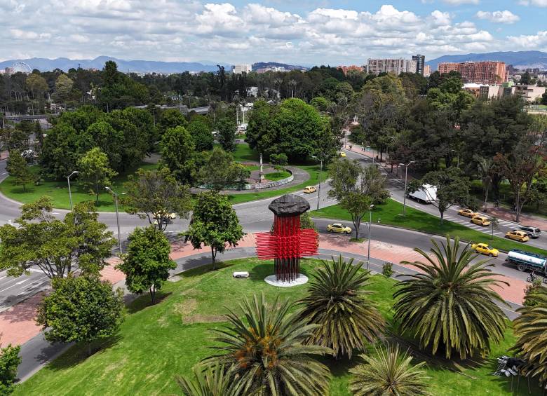 El autor describe la obra como “una frontera simbólica entre el recuerdo y el presente, entre la vida y la muerte, entre lo individual y lo colectivo”. FOTO cortesía SCRD Bogotá