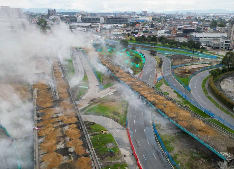 Así fue la implosión controlada de los puentes vehiculares en Puente Aranda. Foto: Alcaldía de Bogotá