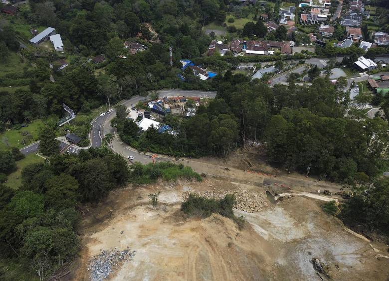 ¿Construcciones irregulares causaron el deslizamiento en Los Balsos? Hay 18 investigaciones en curso