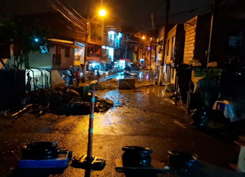 Las autoridades reportaron 30 familias damnificadas en Bello por inundaciones. FOTO Cortesía