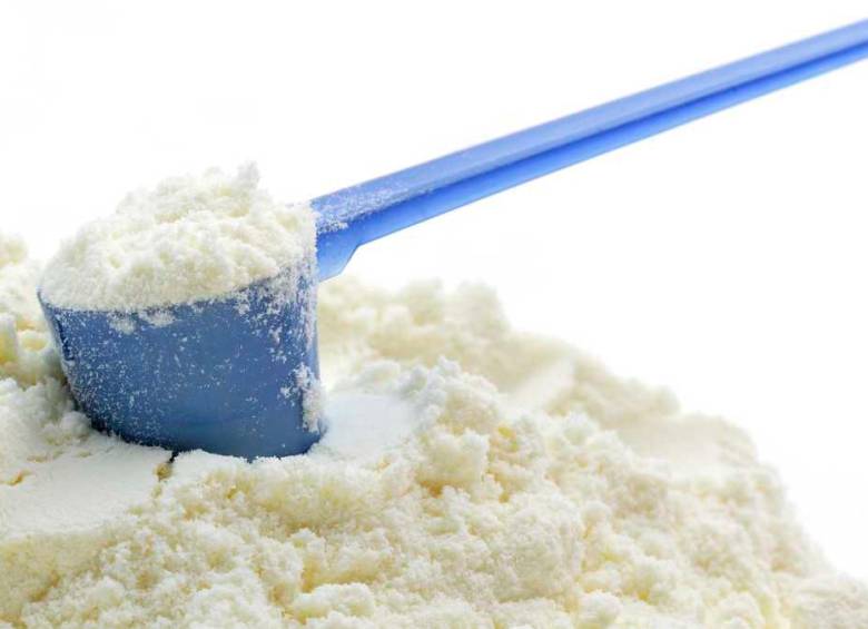 El Consejo de Estado determinó que la prohibición de reempaque de leche va en contra de las pequeñas empresas que procesan el producto para la elaboración de derivados de la leche. FOTO getty