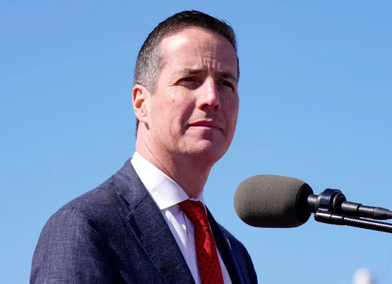 Bernie Moreno, de origen colombiano, impulsa proyecto para eliminar la doble ciudadanía en Estados Unidos