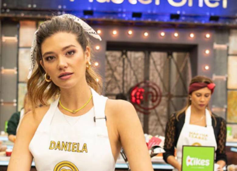 La finalista de MasterChef Celebrity 2023 compartió una imagen desde una clínica, donde permanece estable y bajo observación. FOTO Instagram @danielatapiaoficial