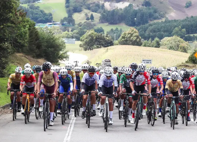 Las promesas del ciclismo colombiano tendrán acción en Caquetá con motivo de la Vuelta del Porvenir. FOTO CORTESÍA FEDECICLISMO